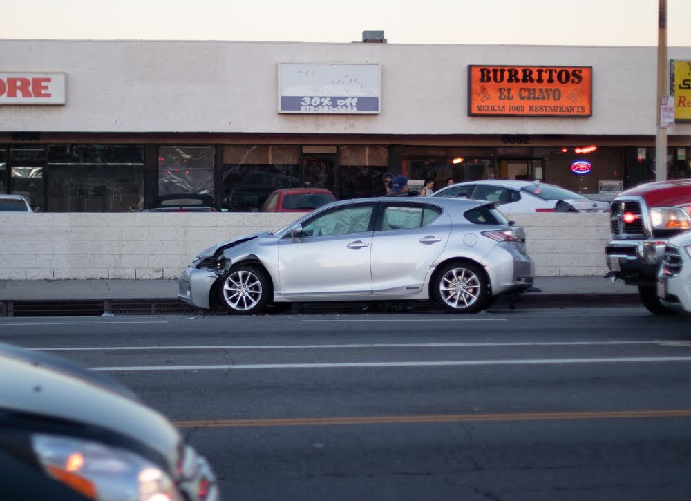 Penn Hills, PA - Injuries Reported After Car Crashes into Bank on Saltsburg Rd