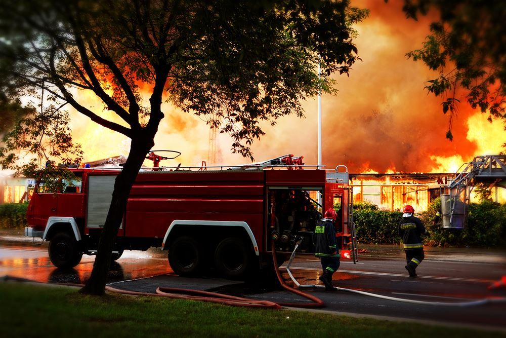 Four Firefighters Injured in House Fire on S Side Slopes